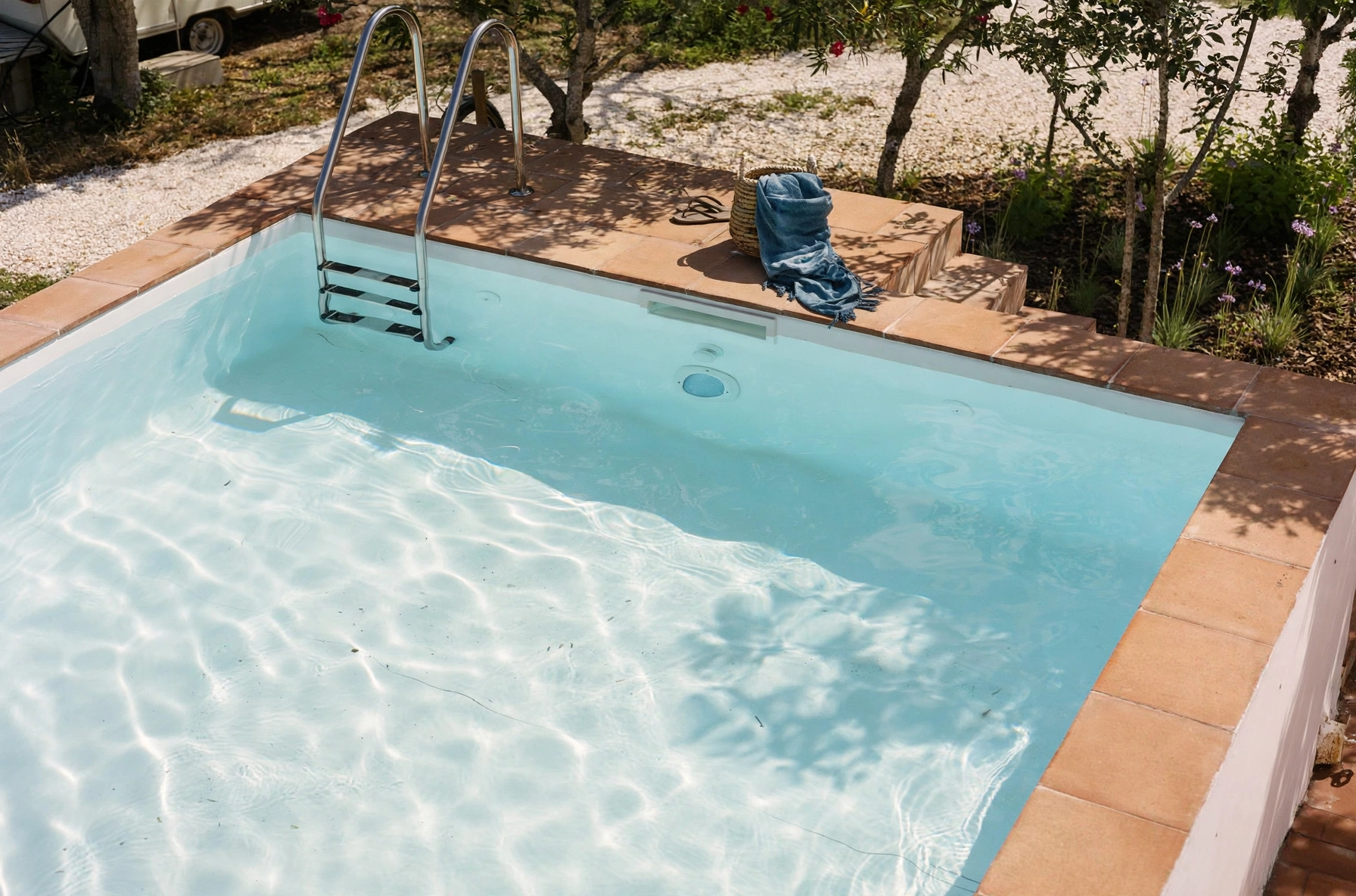 Piscina da casa MonteZinho, antigo tanque de rega